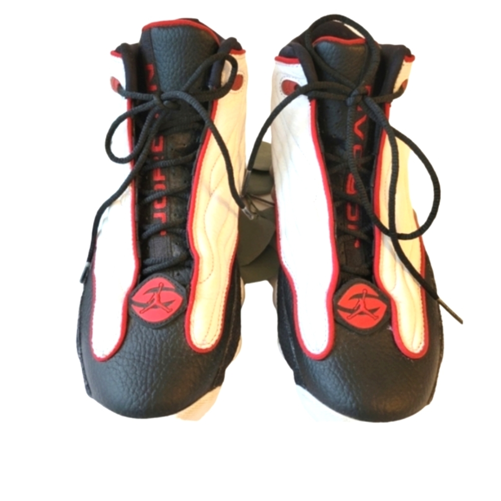 Jordans Retro lace-up sneakers white red and black men's size 7.5